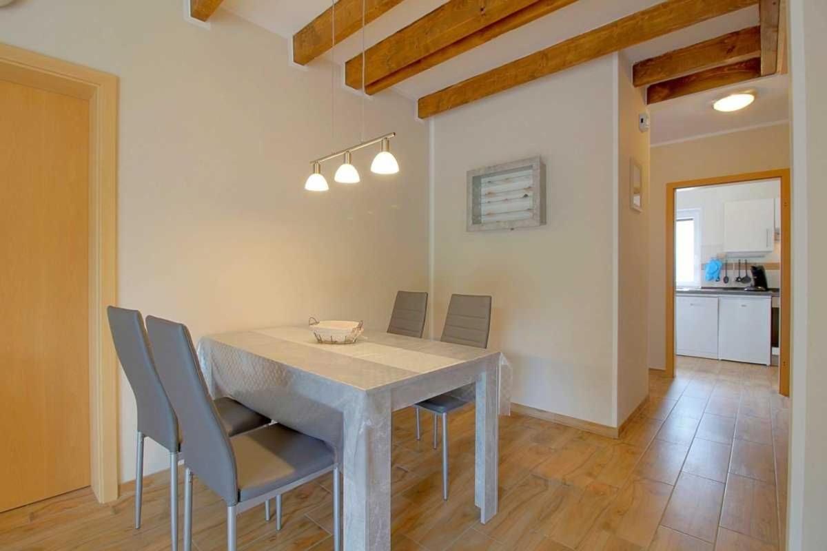 Ferienhaus Lanah Wurster Nordseekuste Esterno foto